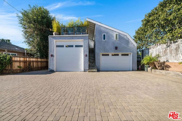 124 N Naomi Street, Burbank, CA 91505