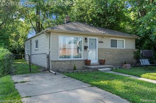 4630 Pelham Street, Dearborn Heights, MI 48125