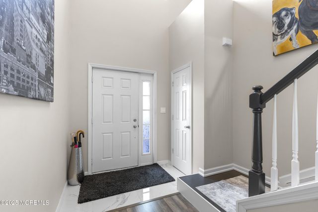 100 Pine Street, 3, Lakehurst, NJ 08733