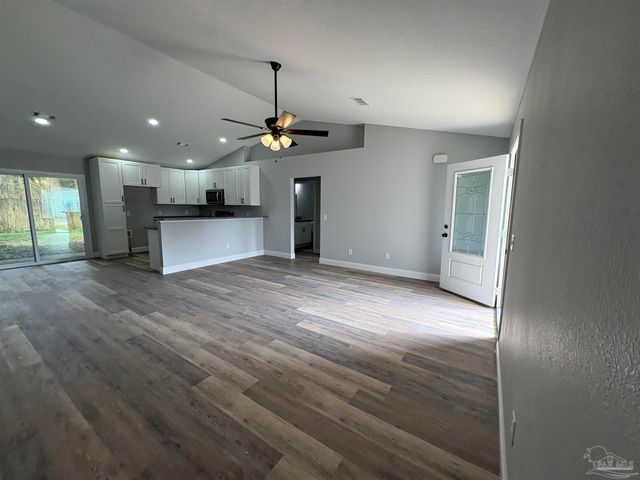 434 Hilburn Ln, Pensacola, FL 32504