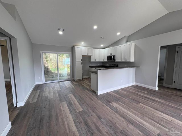 434 Hilburn Ln, Pensacola, FL 32504