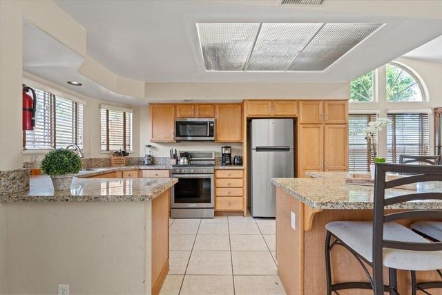 1967 Marguerite Street, Palm Springs, CA 92264