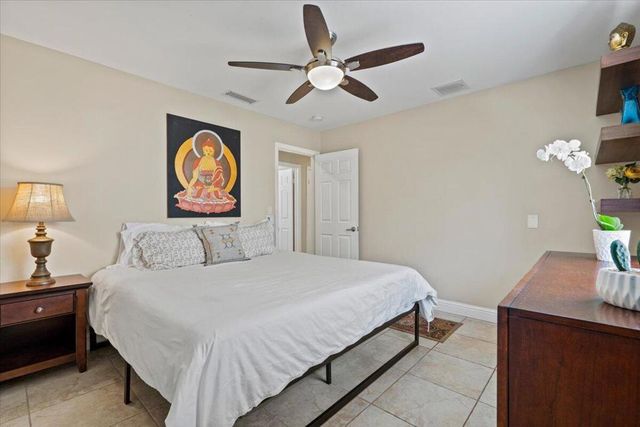 1967 Marguerite Street, Palm Springs, CA 92264