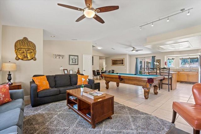 1967 Marguerite Street, Palm Springs, CA 92264