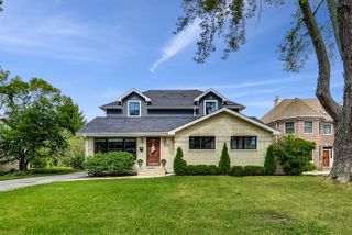 2824 Central Road, Glenview, IL 60025