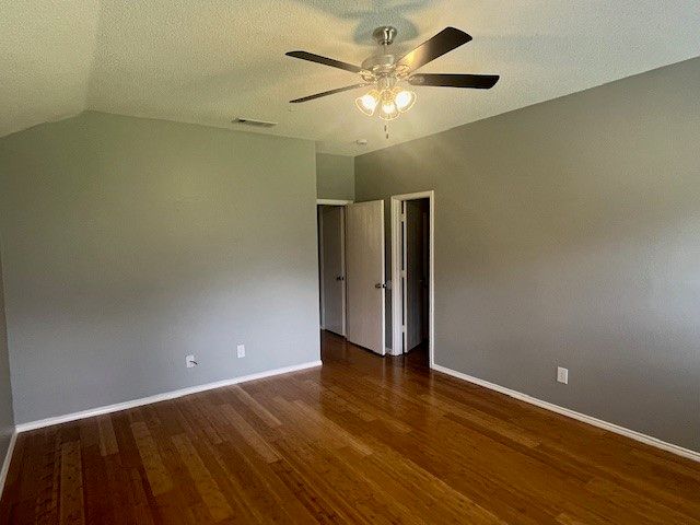 814 Elbe Drive, Arlington, TX 76001