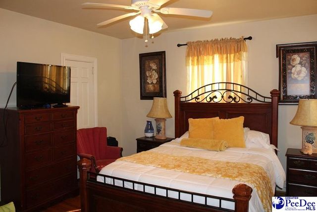200 W Byrd, Timmonsville, SC 29161
