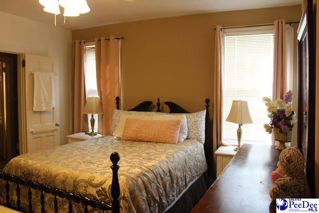 200 W Byrd, Timmonsville, SC 29161