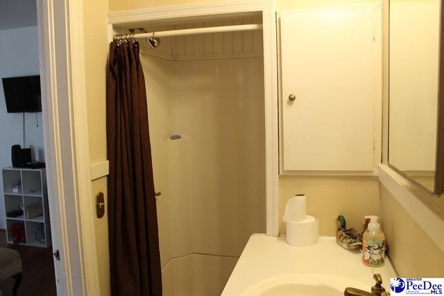 200 W Byrd, Timmonsville, SC 29161