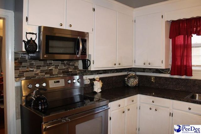200 W Byrd, Timmonsville, SC 29161