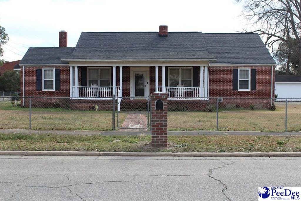 200 W Byrd, Timmonsville, SC 29161