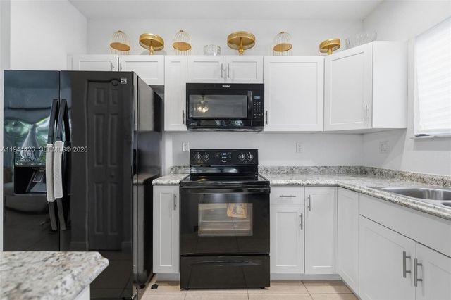 357 NE 35th Ter, Homestead, FL 33033