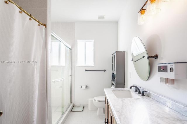 357 NE 35th Ter, Homestead, FL 33033