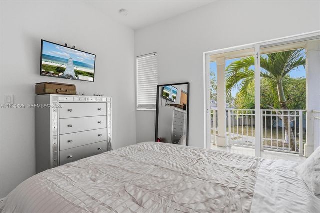 357 NE 35th Ter, Homestead, FL 33033