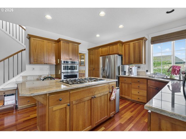 13789 Nw PAYNE Dr, Portland, OR 97229