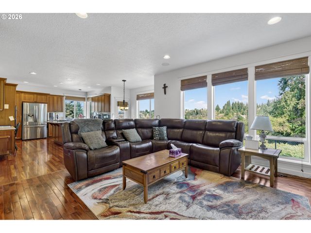 13789 Nw PAYNE Dr, Portland, OR 97229