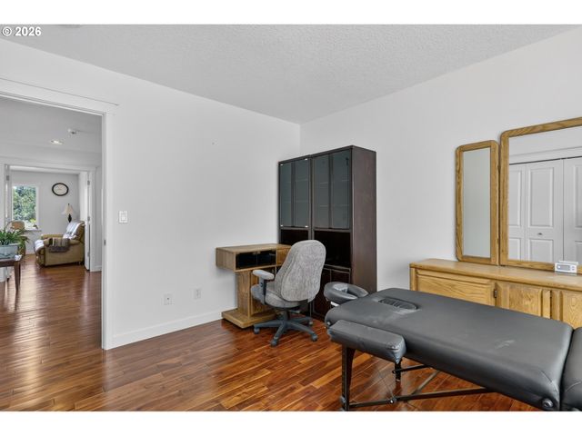 13789 Nw PAYNE Dr, Portland, OR 97229