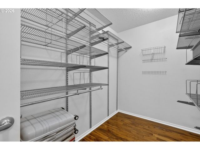 13789 Nw PAYNE Dr, Portland, OR 97229