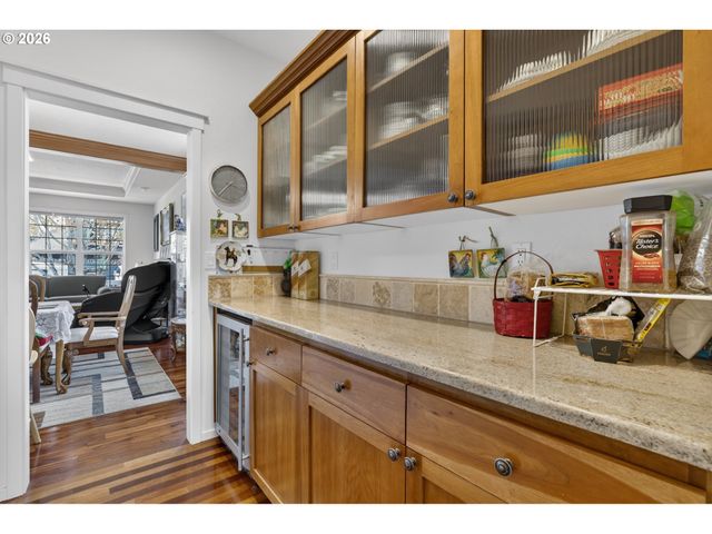 13789 Nw PAYNE Dr, Portland, OR 97229