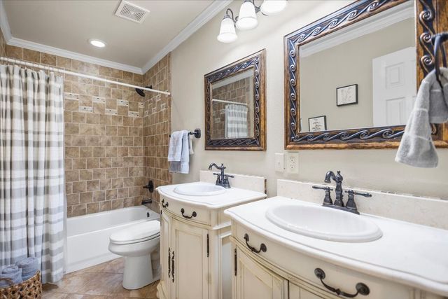 1327 BRIDLE PATH Lane, Hideaway, TX 75771