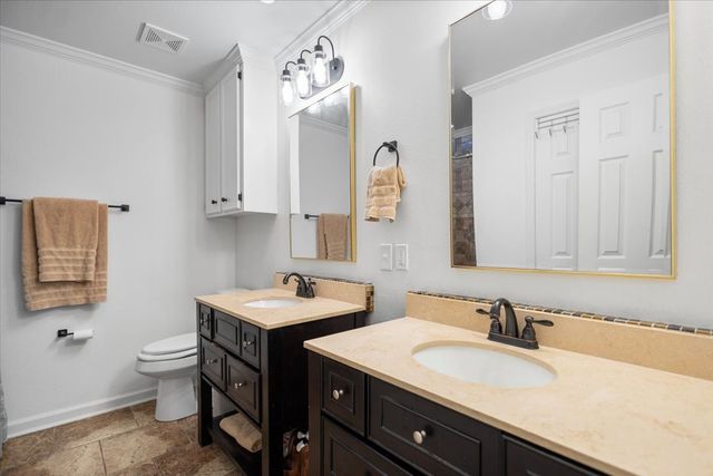 1327 BRIDLE PATH Lane, Hideaway, TX 75771