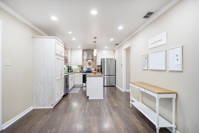 1327 BRIDLE PATH Lane, Hideaway, TX 75771