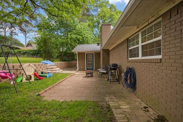 1327 BRIDLE PATH Lane, Hideaway, TX 75771