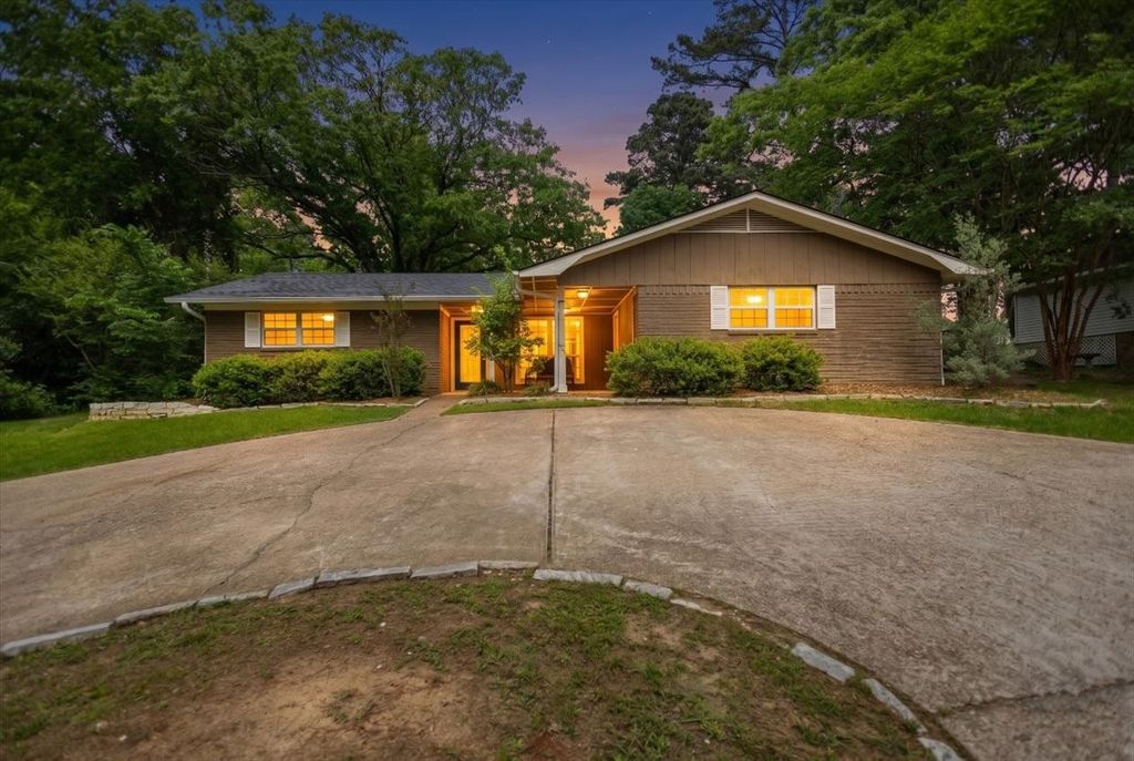 1327 BRIDLE PATH Lane, Hideaway, TX 75771