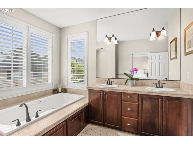 13410 Nw MANZONI St, Portland, OR 97229