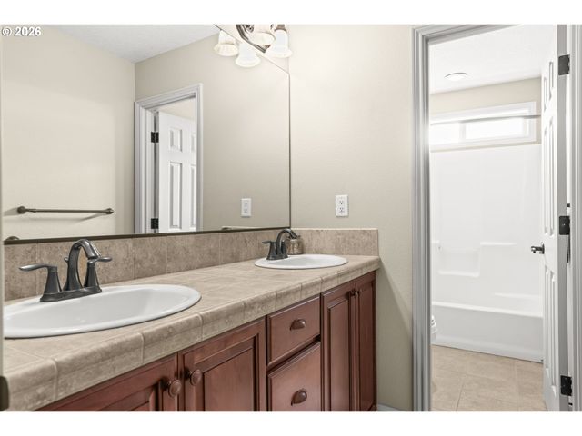 13410 Nw MANZONI St, Portland, OR 97229