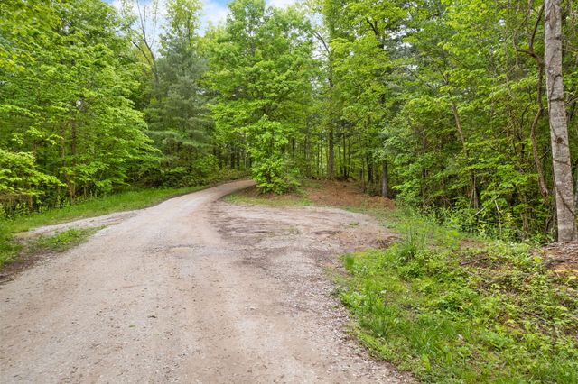 10 Clay-Alexander Road, Campton, KY 41301