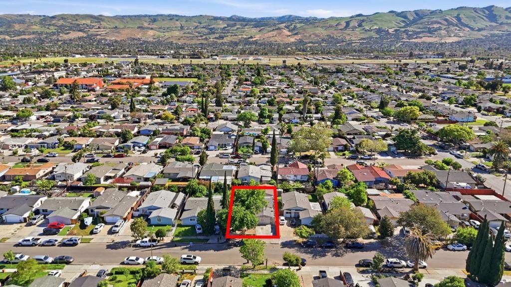 Image 34 of property listing at 2154 Orlando Drive, San Jose, CA 95122