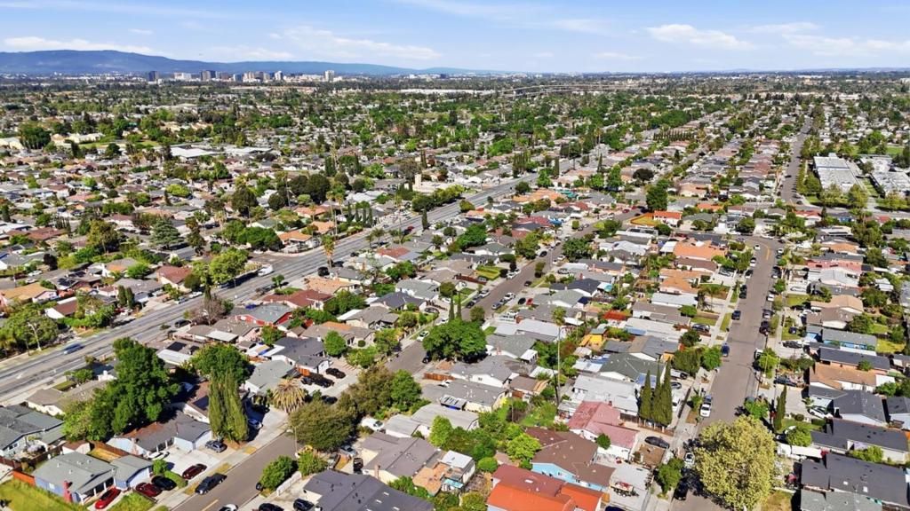 Image 37 of property listing at 2154 Orlando Drive, San Jose, CA 95122