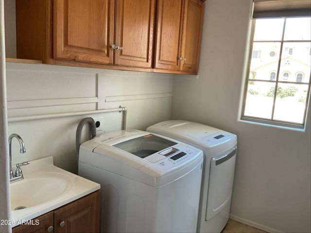 14335 W COUNTRY GABLES Drive W, Surprise, AZ 85379