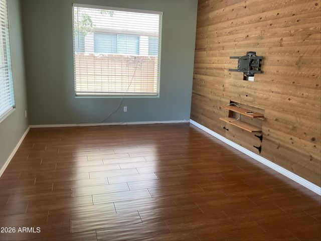 14335 W COUNTRY GABLES Drive W, Surprise, AZ 85379