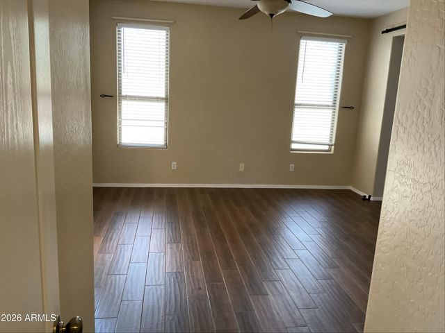 14335 W COUNTRY GABLES Drive W, Surprise, AZ 85379