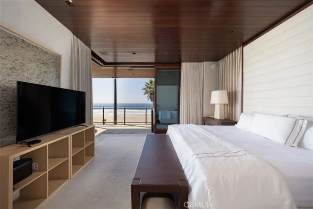 3216 The Strand, Manhattan Beach, CA 90266