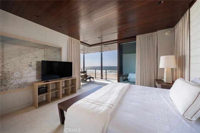 3216 The Strand, Manhattan Beach, CA 90266
