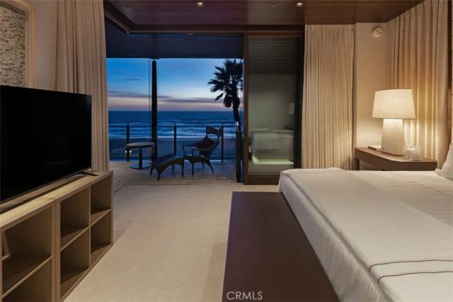 3216 The Strand, Manhattan Beach, CA 90266