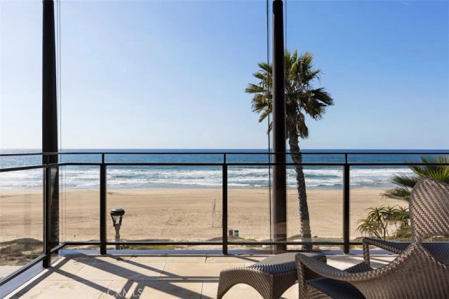 3216 The Strand, Manhattan Beach, CA 90266