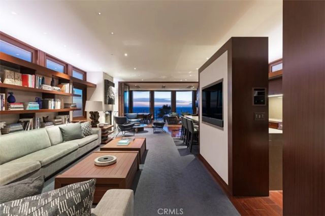 3216 The Strand, Manhattan Beach, CA 90266