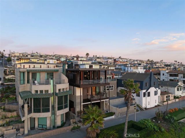 3216 The Strand, Manhattan Beach, CA 90266