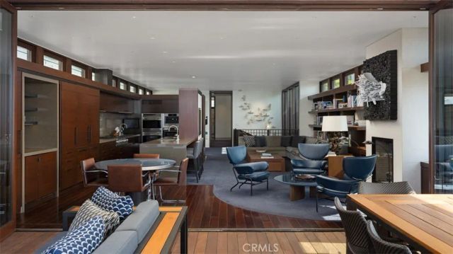 3216 The Strand, Manhattan Beach, CA 90266