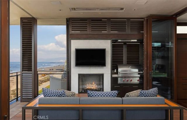 3216 The Strand, Manhattan Beach, CA 90266
