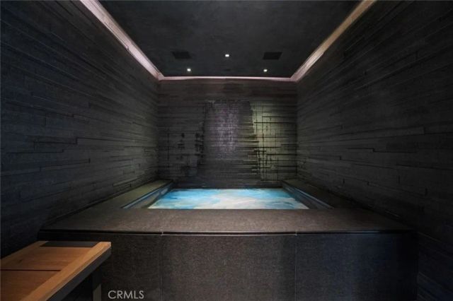 3216 The Strand, Manhattan Beach, CA 90266