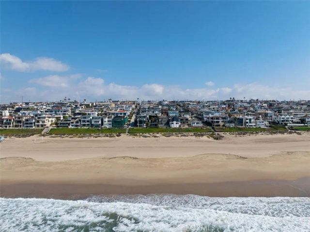 3216 The Strand, Manhattan Beach, CA 90266