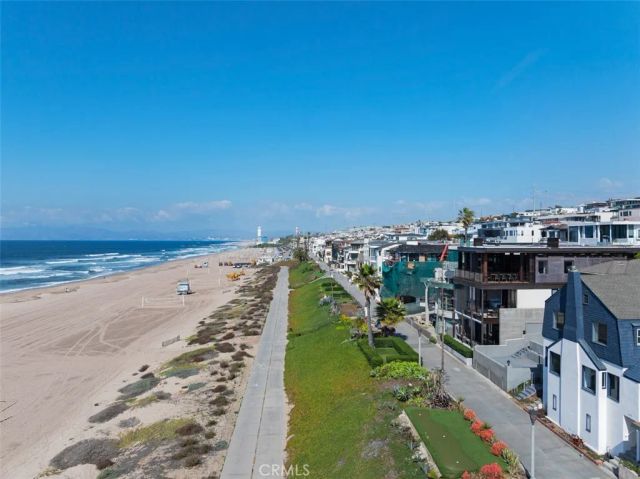 3216 The Strand, Manhattan Beach, CA 90266
