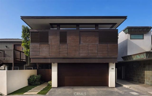 3216 The Strand, Manhattan Beach, CA 90266