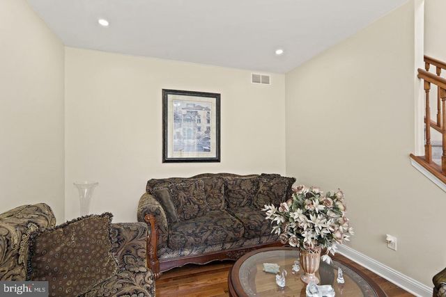 836 ROSETREE DR, Williamstown, NJ 08094