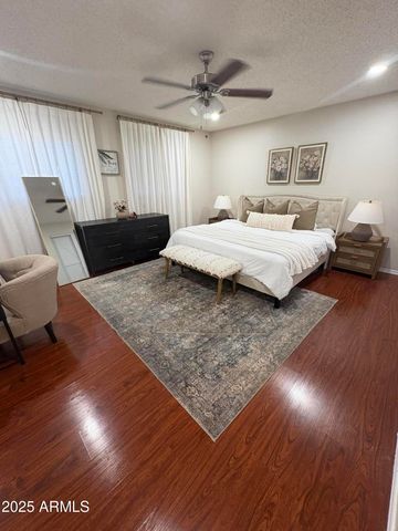 5021 W ECHO Lane, Glendale, AZ 85302